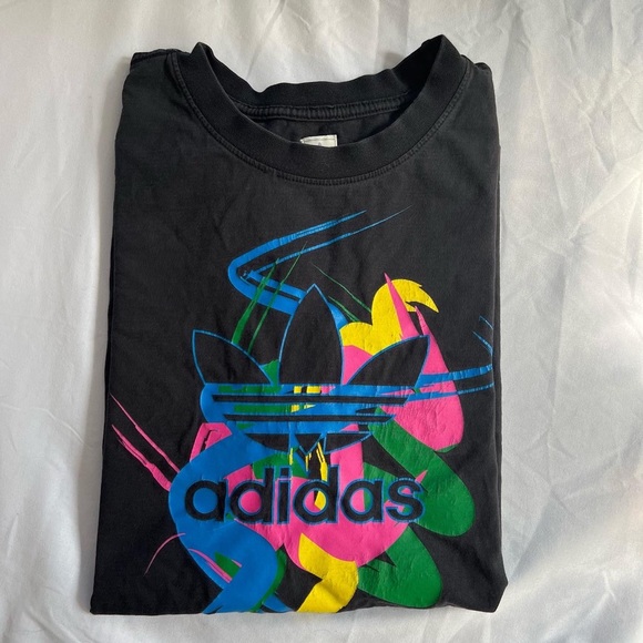 Adidas tee - Picture 1 of 4